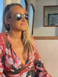 To any of my fans who have had a family member or friend pay the ultimate  sacrifice for our great country, I want to personally offer my gratitude to  you. Please know