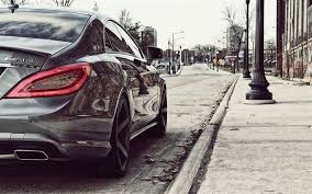 Telecharger Fonds D Ecran Mercedes Benz Cls 63 Amg La Rue En 2017 Des Voitures Des Voitures De Luxe Mercedes Besthqwallpapers Com Voitures De Luxe Belle Voiture Voiture Mariage