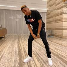 Buss it challenge who is slim santana viral after yannahxney tiktik video technology magazine from tech4mag.com in case you haven't heard, the bussit challenge is a popular social media phenomenon that started on tik tok. Who Is Slim Santana Wikipedia Bio Age Buss It Challenge Photos 360dopes