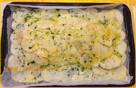 Preriscaldate il forno a 180°. Persico Al Forno Con Patate Amore E Fantasia In Cucina