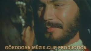 Filmde, bir sanatçının bir hayranıyla yaşadığı. Orhan Gencebay Leyla Ile Mecnun 2013 1982 Hd Izlesene Com