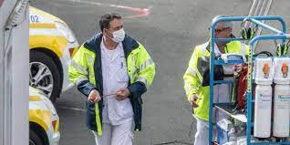 La semaine dernière, 25 nouveaux cas de coronavirus ont été détectés chez des résidents, ce qui porte à 46 le nombre cas positifs depuis le début de l'année. Coronavirus En Dordogne 102 Cas Confirmes Un Premier Deces En Maison De Retraite