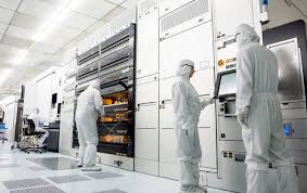 Asml is the abstract state machine language. Imec And Asml Demonstrate 24nm Pitch Lines With Single Exposure Euv Lithography Cdrinfo Com