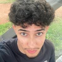 40+ perfis com “Ian Braga”