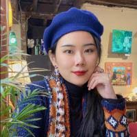 Elsie Bauer's Instagram, Twitter & Facebook