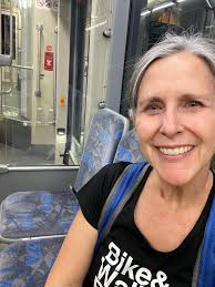 Kristina Swallow (@DesertSwallow)