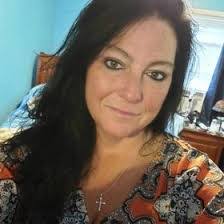 Andrea Millette's Instagram, Twitter & Facebook