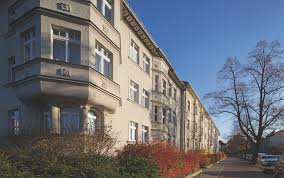 Deutsche wohnen & co enteignen @dwenteignen·. Deutsche Wohnen Vonovia Ausgebremst Durch Mietendeckel Markteinblicke