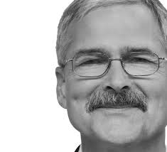 Board looks at big picture in setting goals