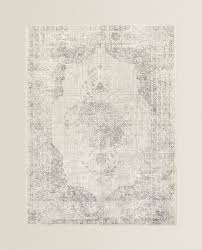 Teppich Im Vintagelook Teppiche Schlafzimmer Zara Home Deutschland Zara Home Teppich Schlafzimmer Teppich