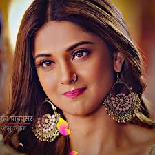 Bepannaah Bepanah Jenniferwinget Zoya Harshadchopda Adityahooda Adiya Jenshad Beautiful Paris Jennifer Winget Actress Wallpaper