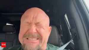 'Mossad was running Epstein': Alex Jones breaks down in video as he  condemns Kash Patel-Pam Bondi's cover-up