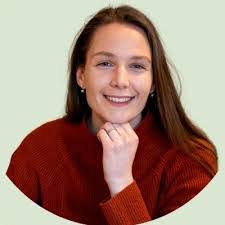 Sandra Lore's Instagram, Twitter & Facebook