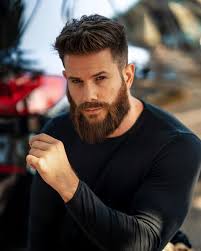 However, a big beard is not an excuse for a messy look. 30 Hairstyles For Men With Beards Hairstyleonpoint
