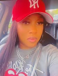 Keisha May's Instagram, Twitter & Facebook