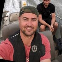 100+ perfiles de «Wever»