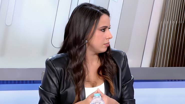 Sarah Santaolalla eleva el tono en pleno directo y denuncia un doble rasero  sobre la libertad de expresión