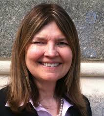 Sandra Calvert's Instagram, Twitter & Facebook