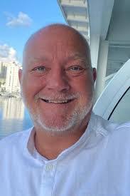 Terry Currie's Instagram, Twitter & Facebook