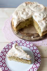 Rezept Rhabarberkuchen Mit Baiser Haube Kathastrophal