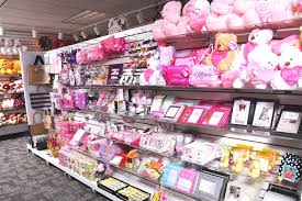 Zillow has 12,340 homes for sale in chicago il. Our Showroom Flomo Wholesale Seasonal Products Gifts Party School Supplies Plus Holiday Decorations