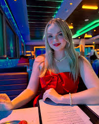 Day 2 of remembering to post photos… The show in the Marvel restaurant