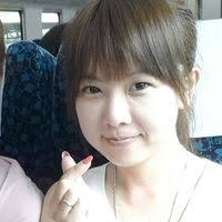 Minna Wu 在美甲櫥窗