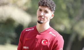 Juventus ve milan, milli kaleci için kısa süre içinde harekete geçmeye hazırlanıyor. Altay Bayindir Sakatlik Benim Icin Tecrube Oldu Haber Turek