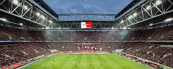 Kownacki leitet von links weiter auf peterson. Fortuna Dusseldorf Hochwertige Stadionfotos Aus Dem 11freunde Shop