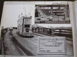 The Old Clark Bridge In Alton Il With The Famous Toll Booth This Bridge Was Constructed In 1928 Alton Illinois Alton Chicago Pictures