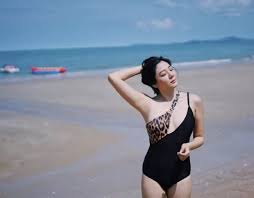 ตรวจสอบพบ #ผกกโจ้ ครอบครองรถหรู มากกว่า40คัน มีทั้งปอร์เช่ เฟอร์รารี่ แลมโบกินี และรถอื่นๆ Rt231lx7a8xmm
