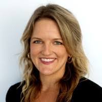 Danielle Pogue's Instagram, Twitter & Facebook