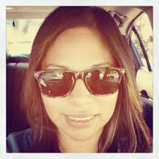 Adela Bernal (@adelabernal85)