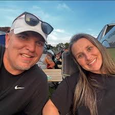 Scott Darst's Instagram, Twitter & Facebook