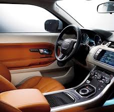 Range rover evoque bronze collection's unique design makes a statement of sophistication. Gelandewagen Der Evoque Ist Der Kleinste Range Rover Aller Zeiten Welt