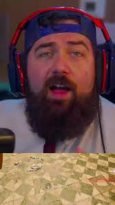 I FINALLY got an ICON SKIN in WARZONE . #rebirthisland  #rebirthislandwarzone #warzoneloadout #callofdutywarzone #callofdutyclips  #coddaily