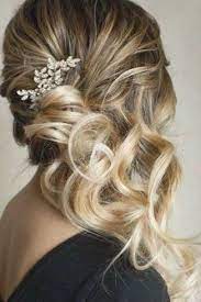 Awesome Curly Wedding Hairstyles To Fall In Love With Wedding Hairstyles For Curly Hair Side Fall Wedding Hairstyles Bridesmaid Hair Side Wedding Hairstyles