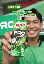 Joggingnya dramatis… recovery-nya praktis 😎 3X Protein = siap lanjut lagi  bareng MILO PRO 💪 #BounceBackLikeAPro