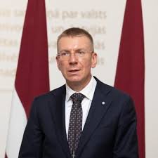 Úřadům se díky nim umožní kdykoli odpojit jakékoli elektronické médium, a to včetně internetu. Edgars Rinkevics On Twitter Today S Hijacking Of Ryanair Flight By Lukashenko Regime Shows That Belarusian Airspace Is Not Safe People S Lives Were Put At Risk And Kidnaping Of A Political Opponent Took