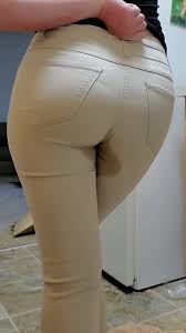 Wetting jeans - video 43 - ThisVid.com