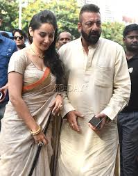 Pin On Bollywood Sanjay dutt's wife maanayata took to her instagram and posted a motivational post: pinterest
