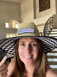 New month means a new whiff box and this month's whiff box is worth $61!!  But still only costs $35! Who wants one?