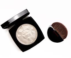 Chanel Or Blanc Le Signe Du Lion Illuminating Powder Review Swatches ⬇ télécharger des photos de lion blanc sur la meilleure banque photo depositphotos! chanel or blanc le signe du lion