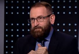 Magyarországon a személyes adatokat, a képmást és a magánélethez való jogot törvény védi, azok megsértése törvénytelen. Szajer Jozsef Jogi Eljarast Indit A Rola Megjelent Lesifotok Miatt Szmo Hu