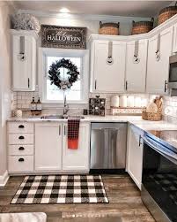 19 Best Black And White Buffalo Plaid Home Decor Ideas Of Life Lisa 520728775666147766 White Farmhouse Kitchens White Kitchen Decor Plaid Decor