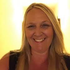 Lisa Flewelling's Instagram, Twitter & Facebook