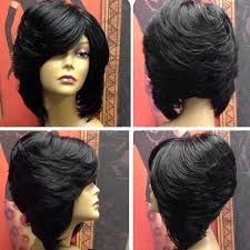 The texture may add edginess, but when matched with waves, the entire style looks softer. Short Upwards Side Bang Layered Straight Feathered Inverted Bob Synthe Camille S Nu Look Hair Wig Collections