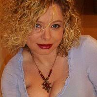 Candi Sullivan (@candisland)