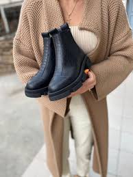 Женские челси, из коллекции 2021 купить по цене от 22 300 руб. Kozhanye Zhenskie Botinki Chelsi Naturalnaya Kozha Pod Reptiliyu Cena 1650 Grn 49385072 Kupit Po Dostupnoj Cene Ukraina Shafa