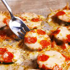 Zucchini Pizza Bites Mean You Can Eat Pizza Always Video Recipe Video Zucchini Pizza Bites Pizza Bites Keto Recipes Dinner